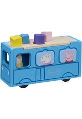 Peppa Pig A Casa de Madeira com Figura e Mobiliário Bandai CO07213