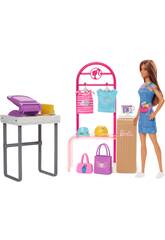 Barbie Boutique entwirft und verkauft Mattel HKT78