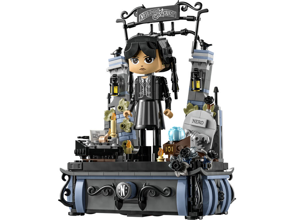 Lego Wednesday Figura de Miércoles Addams 76780