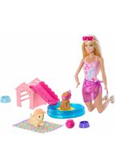 Barbie Festa de Cachorros na Piscina