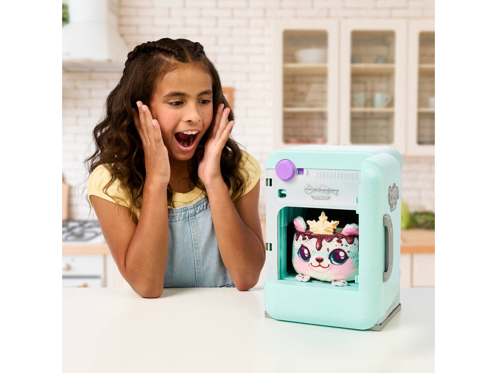 Cookeez Makery Frigorífico Mágico con Peluche Sorpresa