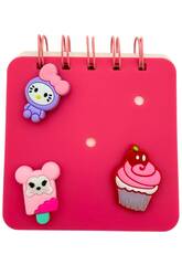 Carnet A7 fuchsia perfor avec 50 pages et 3 pingles dcoratives