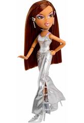 Bratz Charmz Muñeca Yasmin con Cadena y Charm